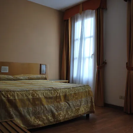 Hotel Tre Torri 3*