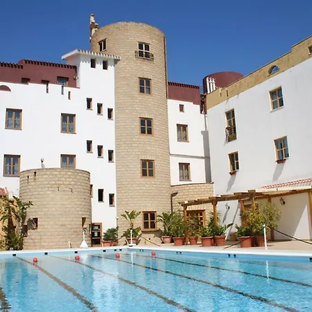 מלון Tre Torri Villaggio Mosè