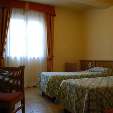 Tre Torri מלון Villaggio Mosè